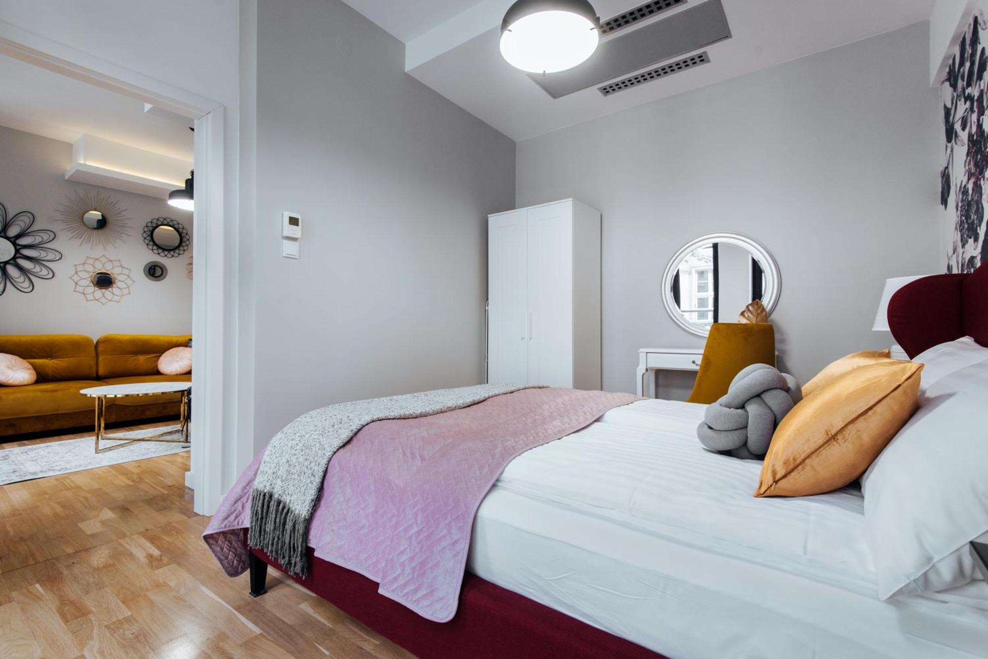 Apartamenty Wielopole Cracovia Exterior foto